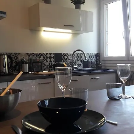 Appartement Grand 106m Au Centre De Tours